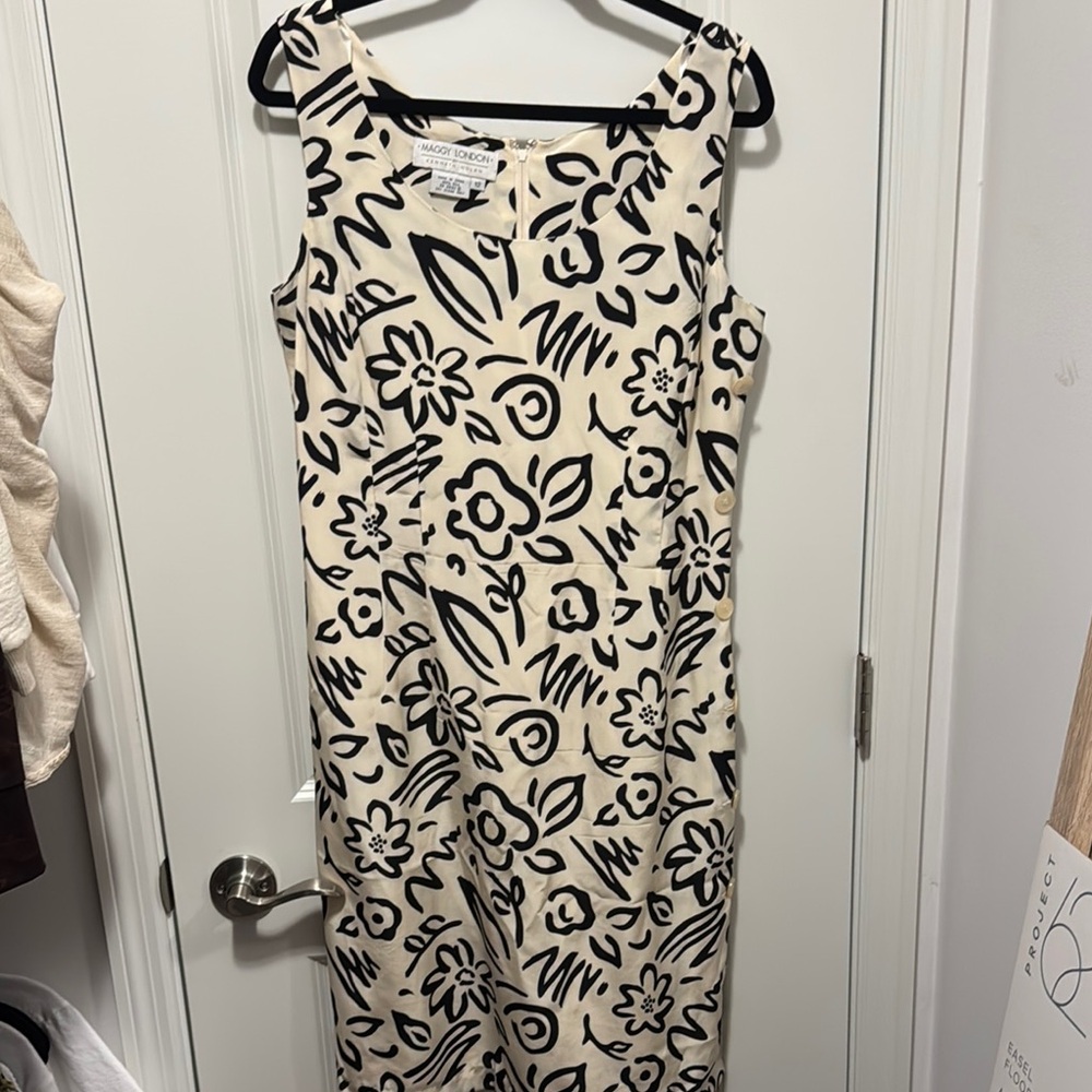 Whimsical Artsy 100% Sill Maggy London by Kenneth Nolan Dress